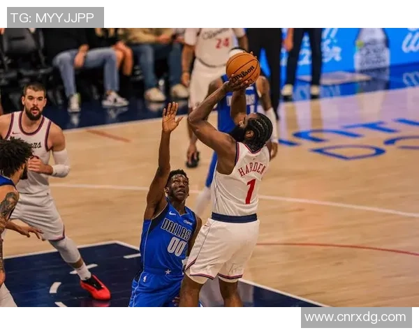 2015年骑士与快船激战回顾:一场篮球盛宴的精彩瞬间与战术较量 2015年骑士与快船激战回顾:一场篮球盛宴的精彩瞬间与战术较量