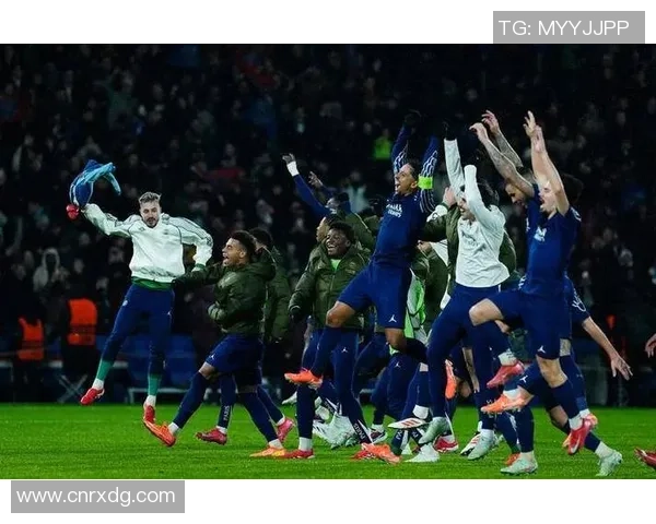 多特蒙德与巴黎圣日耳曼激情对决欢呼吧足球迷们的盛宴即将开启 多特蒙德与巴黎圣日耳曼激情对决欢呼吧足球迷们的盛宴即将开启