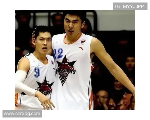 张庆鹏：从篮球场上的拼搏者到生活中的奋斗榜样，激励无数年轻人追梦前行