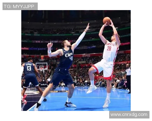 快船与火箭激战10月27日精彩回顾及赛后分析 快船与火箭激战10月27日精彩回顾及赛后分析