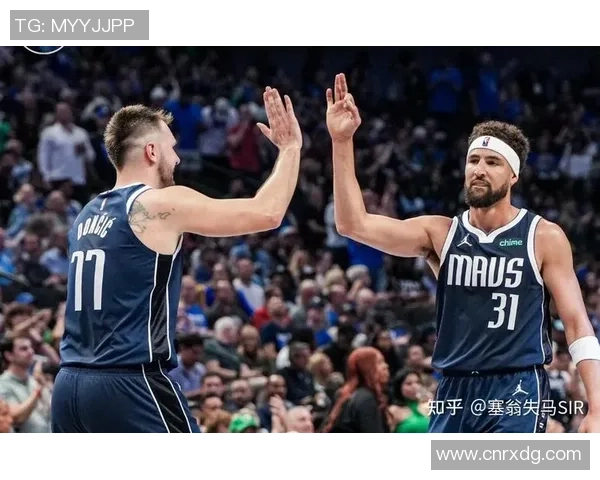 马刺与小牛激战11月26日NBA赛场精彩对决回顾与分析